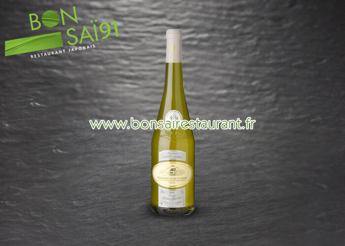 MUSCADET AOC SEVRE ET MAINE SUR LIE 37.5CL